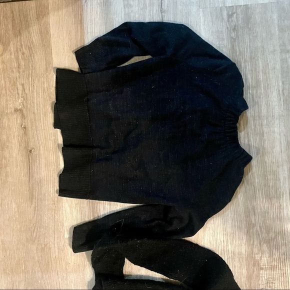 Bundle of two women's black sweater cardigan tops, outer later sizes XS/S EUC - Picture 7 of 12